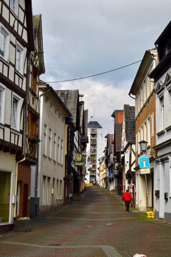 Im Kleinen Stil Ll Linz am Rhein
